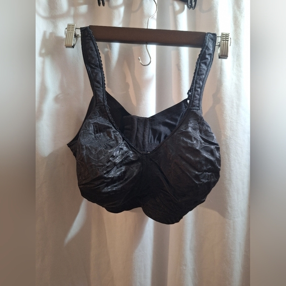 Playtex 42DD black bra - Picture 1 of 5
